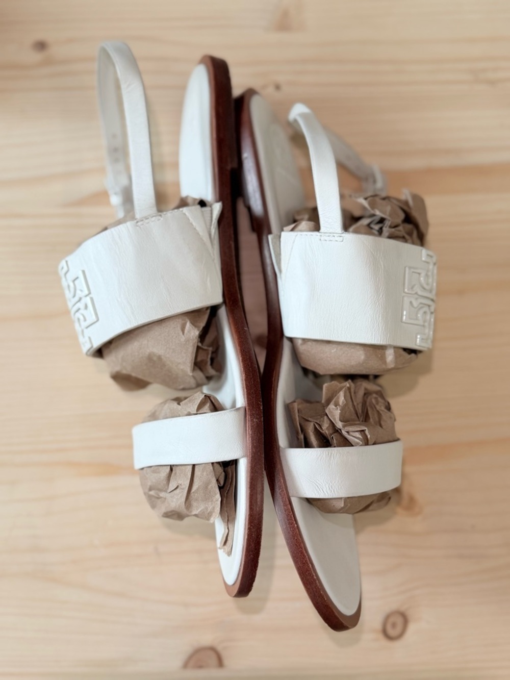 Tory Burch White Leather Slingback Logo Sandals - Picture 3 of 4